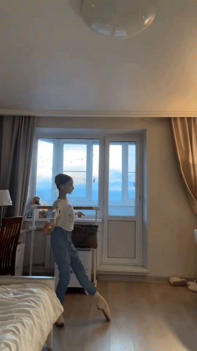 bd8dd2a350dfde7cec0ff5b0d873187c_1790736086_6238.gif